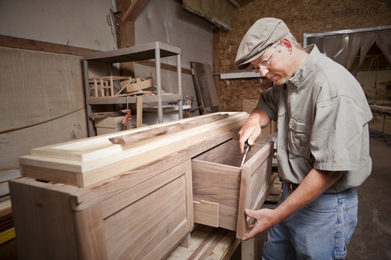 Custom Cabinet Carpenters