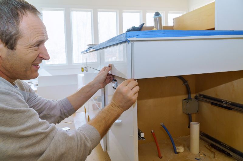 Local Custom Cabinet Carpenters pros at work